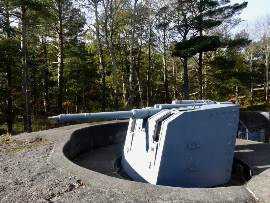Kanon 1 105mm batteriet Odderøya fort kommandoplass